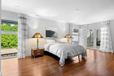 1251 Kane Concourse Bay Harbor Islands FL 33154