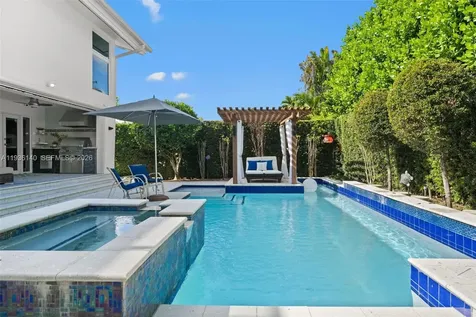 1251 Kane Concourse Bay Harbor Islands FL 33154
