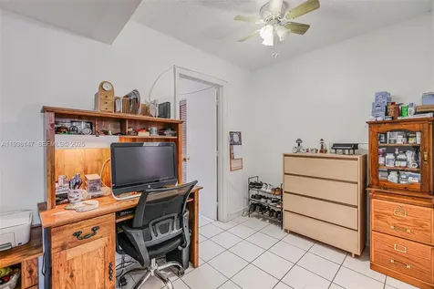 130 NW 87th Avenue Miami FL 33172