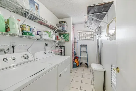130 NW 87th Avenue Miami FL 33172