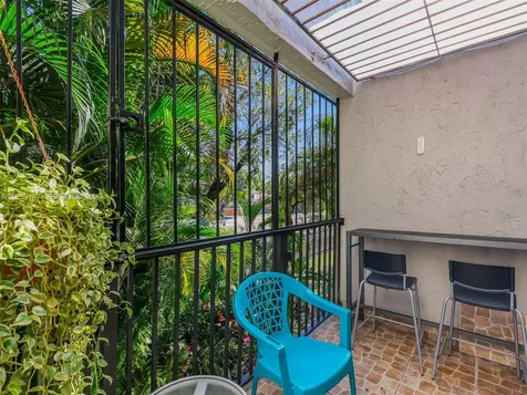 130 NW 87th Avenue Miami FL 33172