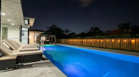 11911 NW 2nd Street Plantation FL 33325