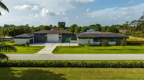 11911 NW 2nd Street Plantation FL 33325