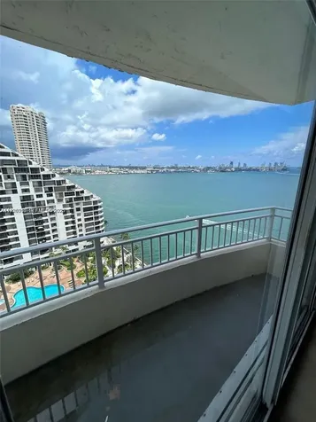 770 Claughton Island Drive Miami FL 33131