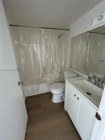 770 Claughton Island Drive Miami FL 33131