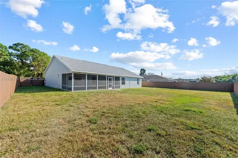 791 SW Hillsboro Circle Port St. Lucie FL 34953