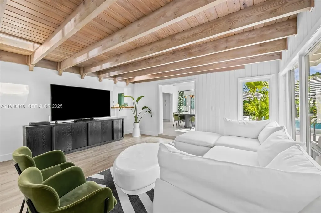 2728 NE 19th Street Fort Lauderdale FL 33305