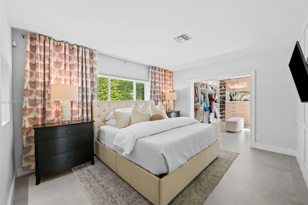 2728 NE 19th Street Fort Lauderdale FL 33305