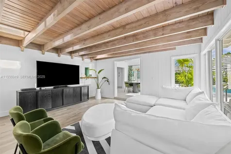 2728 NE 19th Street Fort Lauderdale FL 33305