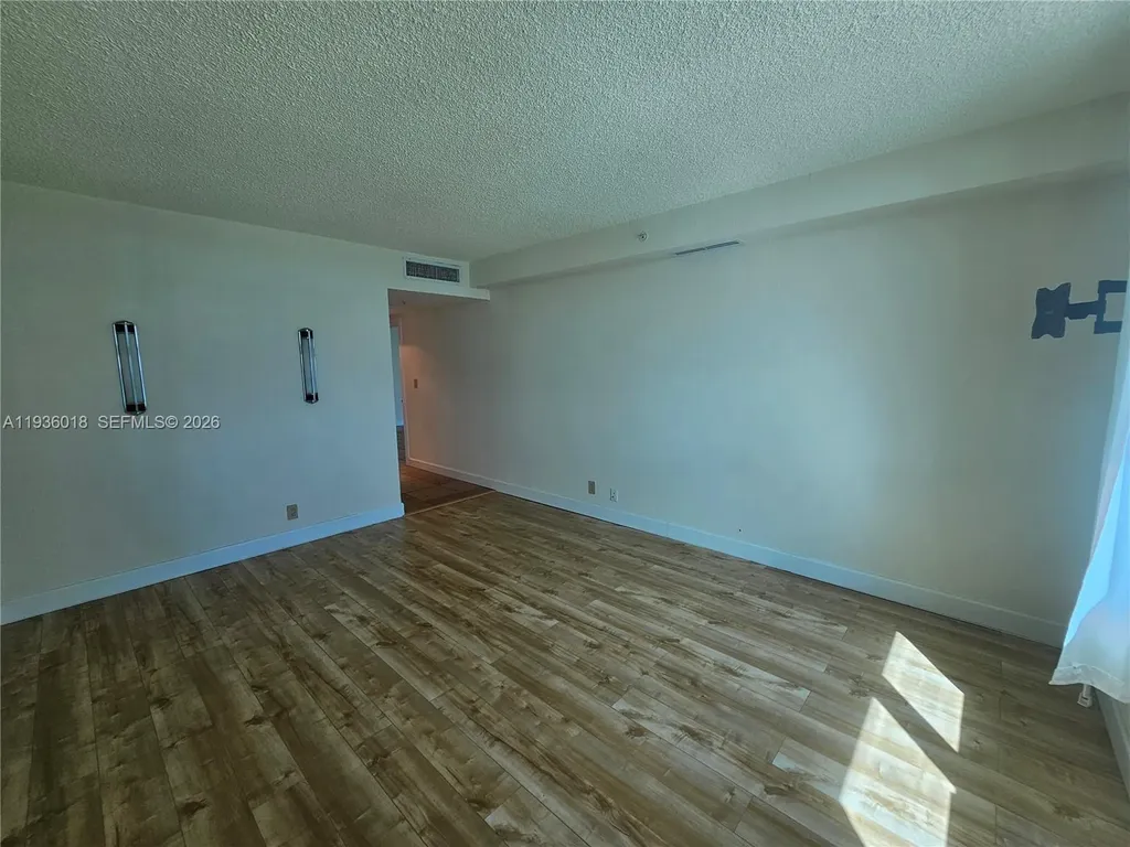 2501 S Ocean Drive Hollywood FL 33019
