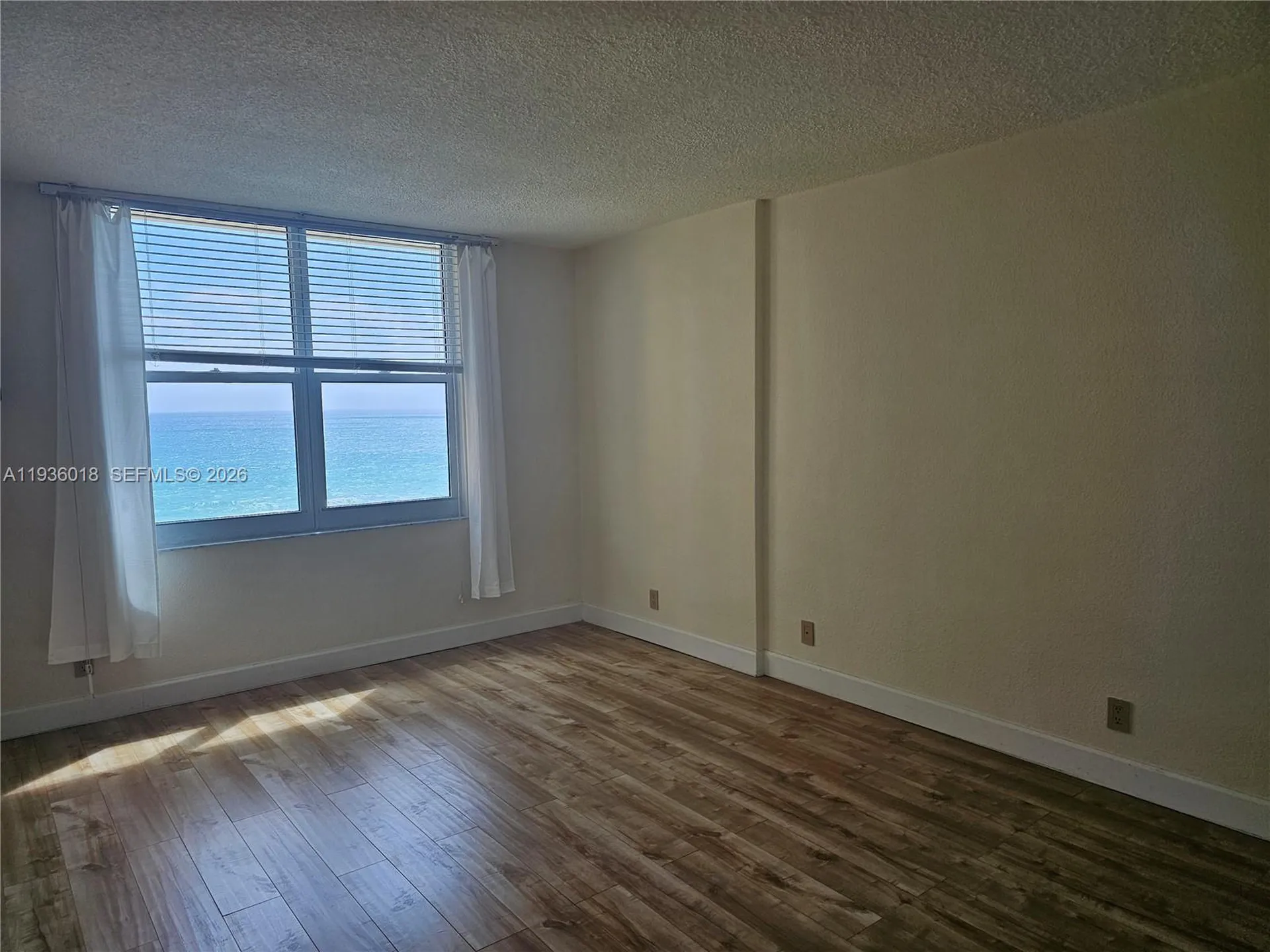 2501 S Ocean Drive Hollywood FL 33019