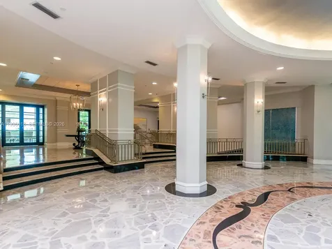 2501 S Ocean Drive Hollywood FL 33019