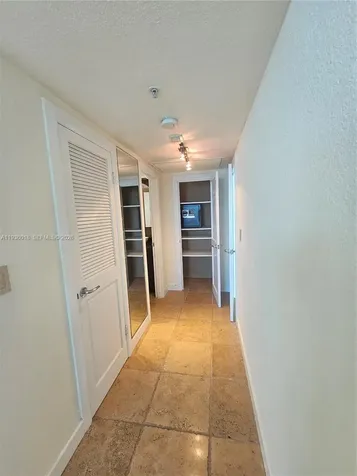 2501 S Ocean Drive Hollywood FL 33019