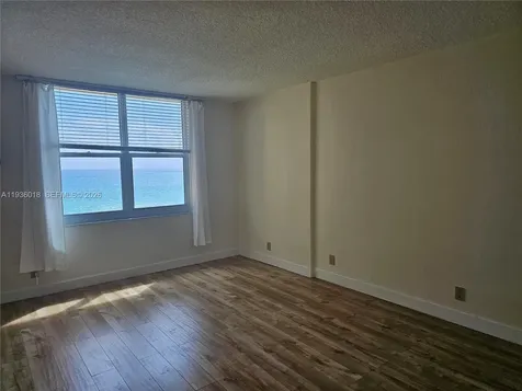 2501 S Ocean Drive Hollywood FL 33019