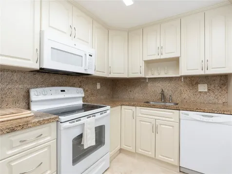 3725 S Ocean Drive Hollywood FL 33019