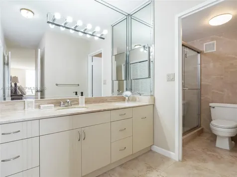 3725 S Ocean Drive Hollywood FL 33019