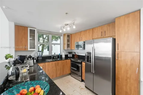 7918 Harbor Island Drive North Bay Village FL 33141