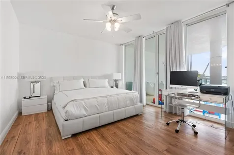 7918 Harbor Island Drive North Bay Village FL 33141