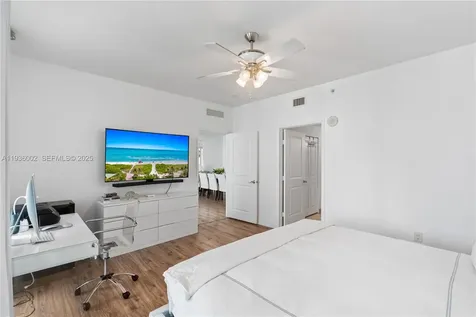 7918 Harbor Island Drive North Bay Village FL 33141