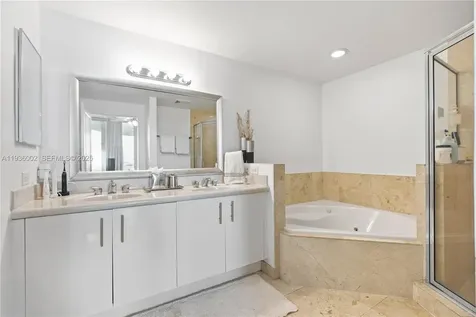 7918 Harbor Island Drive North Bay Village FL 33141
