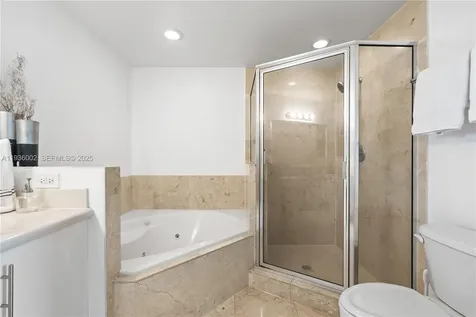 7918 Harbor Island Drive North Bay Village FL 33141