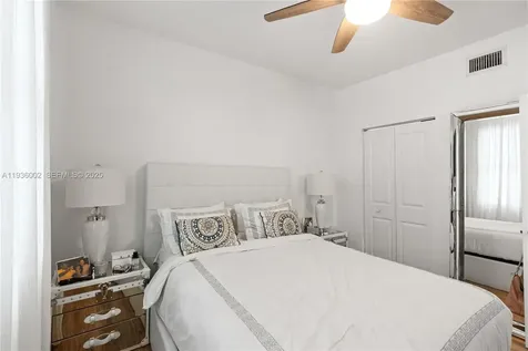 7918 Harbor Island Drive North Bay Village FL 33141