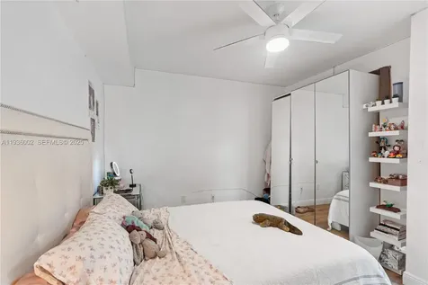7918 Harbor Island Drive North Bay Village FL 33141