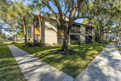 4534 S Carambola Circle S Coconut Creek FL 33066