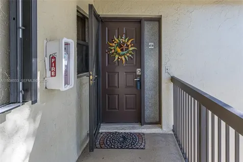 4534 S Carambola Circle S Coconut Creek FL 33066