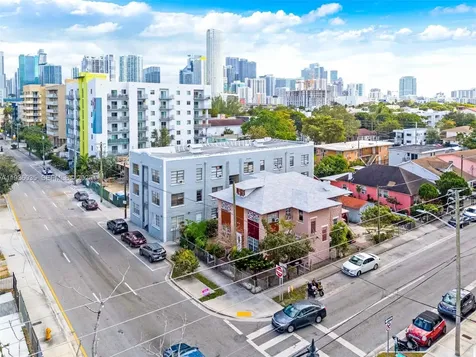 676 SW 1st Street Miami FL 33130