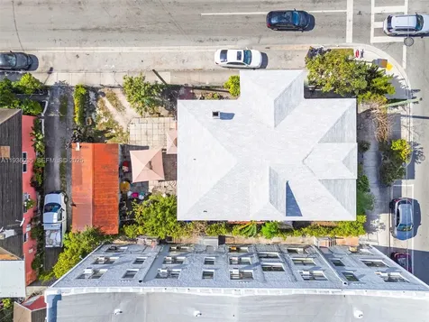 676 SW 1st Street Miami FL 33130
