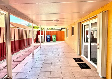 8510 NW 1st Terrace Miami FL 33126