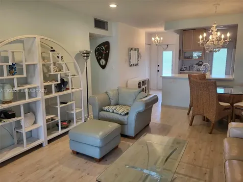 4701 NW 34th Street Lauderdale Lakes FL 33319