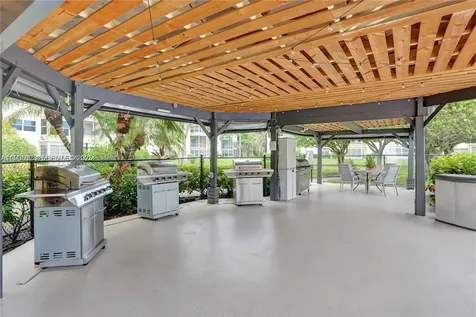 4701 NW 34th Street Lauderdale Lakes FL 33319