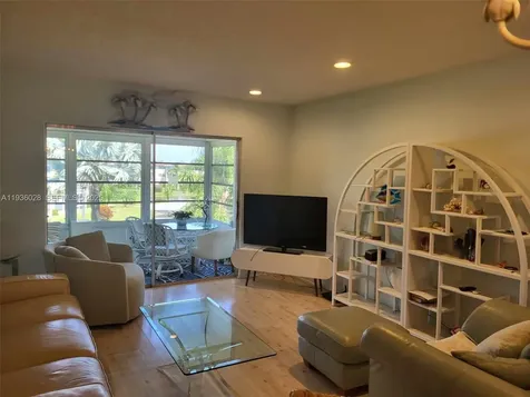4701 NW 34th Street Lauderdale Lakes FL 33319