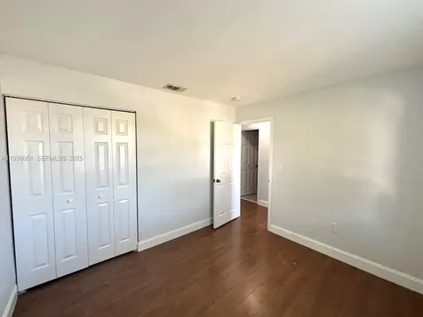 16276 SW 75th Street Miami FL 33193
