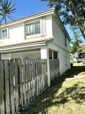16276 SW 75th Street Miami FL 33193
