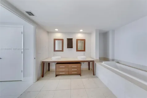 495 Brickell Avenue Miami FL 33131