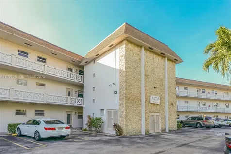 3501 NW 47th Avenue Lauderdale Lakes FL 33319