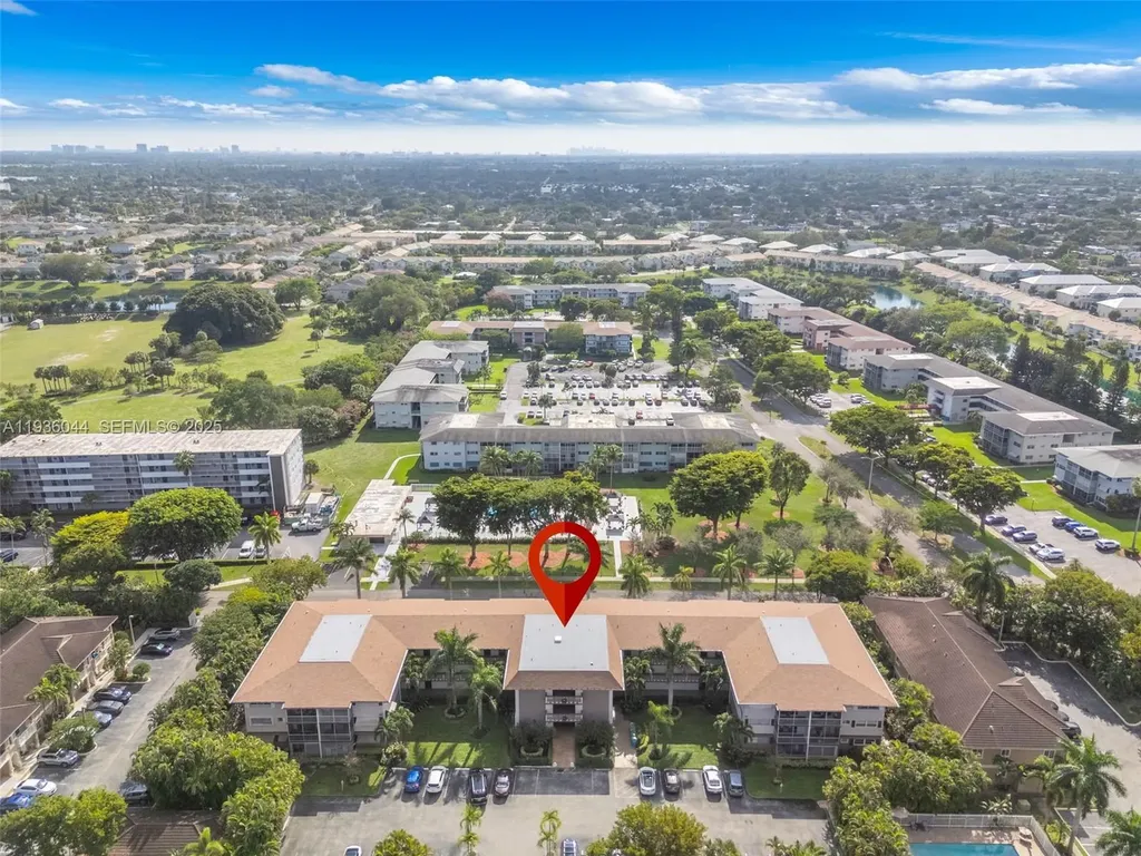 4900 Washington Street Hollywood FL 33021