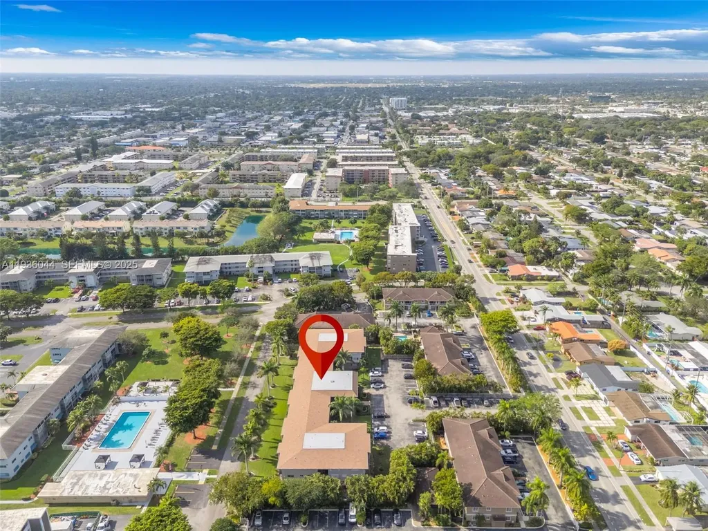 4900 Washington Street Hollywood FL 33021