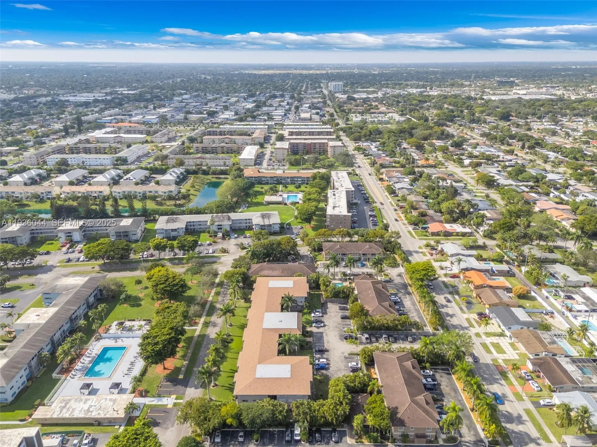 4900 Washington Street Hollywood FL 33021