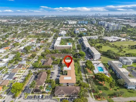 4900 Washington Street Hollywood FL 33021