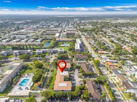 4900 Washington Street Hollywood FL 33021
