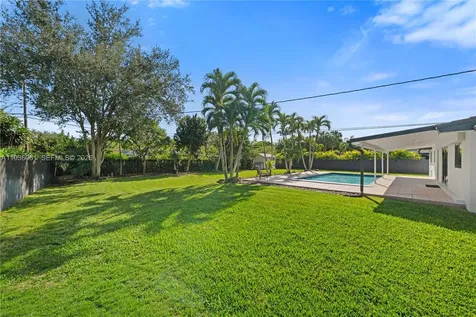 8360 SW 148th Drive Palmetto Bay FL 33158