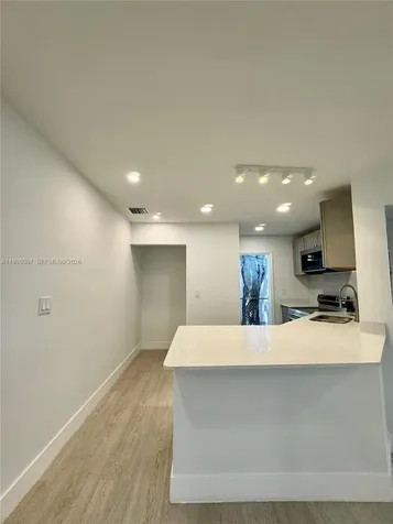 111 NW 7th Avenue Dania Beach FL 33004
