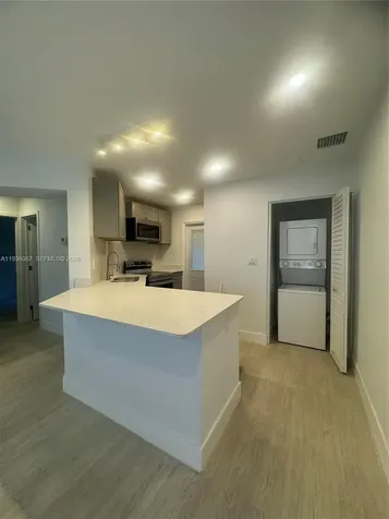 111 NW 7th Avenue Dania Beach FL 33004