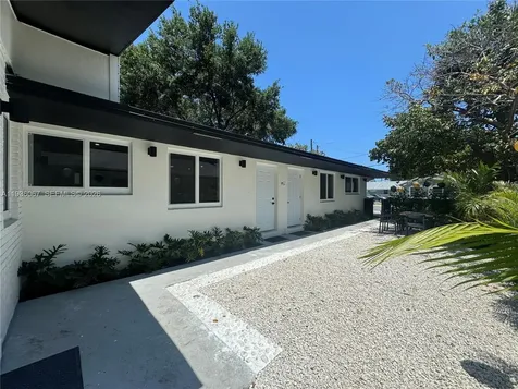111 NW 7th Avenue Dania Beach FL 33004