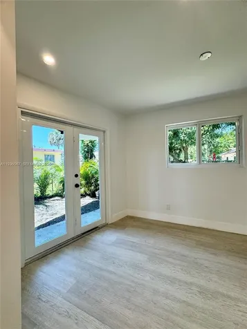 111 NW 7th Avenue Dania Beach FL 33004