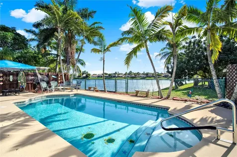8916 SW 213th Street Cutler Bay FL 33189